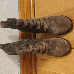 BCBGeneration size 9.5 army green